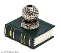 Metal decorated penstand on book reproduction. GOLF BALL