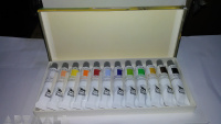 Colours wooden coffer 10 assorted tubes 20 ml + brush